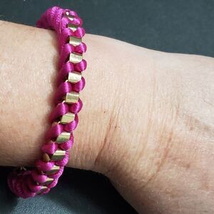 Gold tone bright pink bracelet 7.5-9.5"